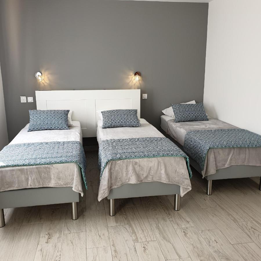 Chez Les J-Folais - 3 Kms Puy Dufou - Les Epesses Bed & Breakfast Luaran gambar